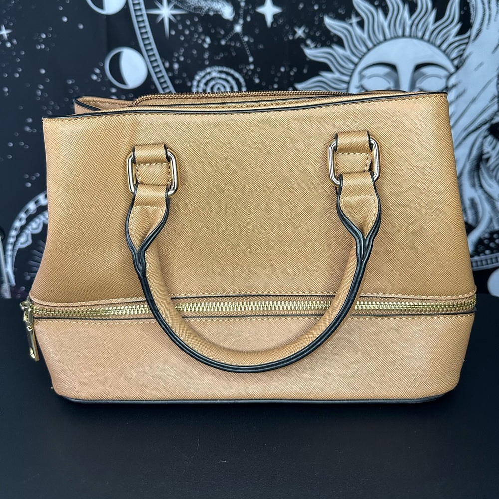 T.J. Maxx Small Purse, Tan, Lightly Used